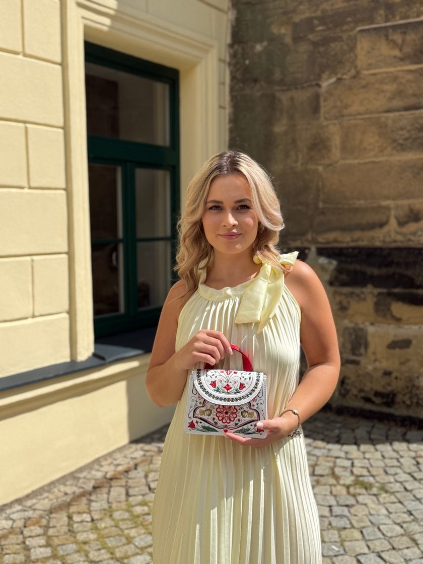 Justína Debnáriková