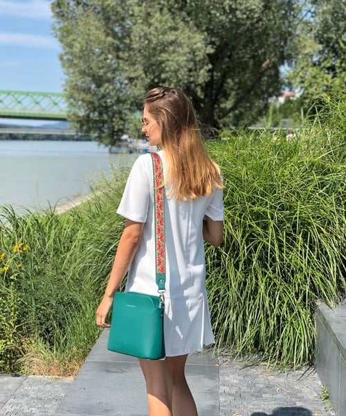 Mia Bohemian Avokado k bielym šatám
