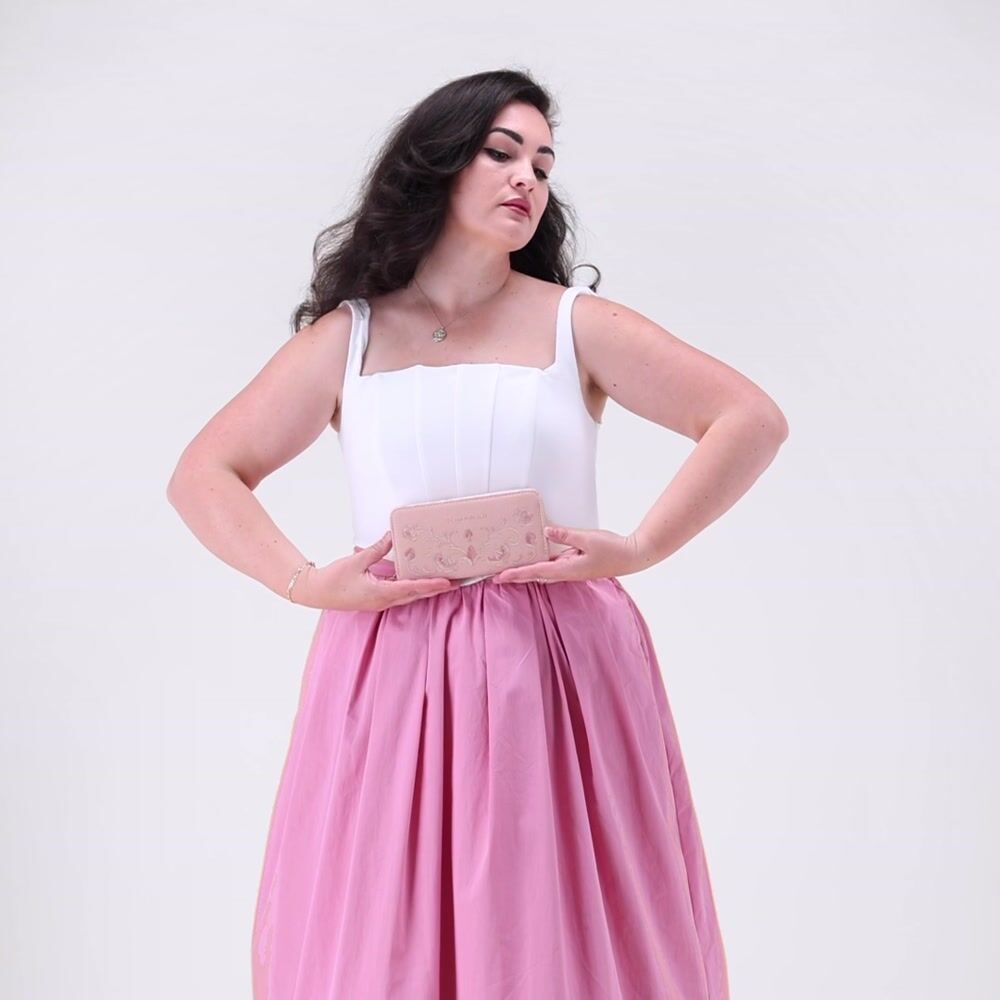 Ariana Contessa