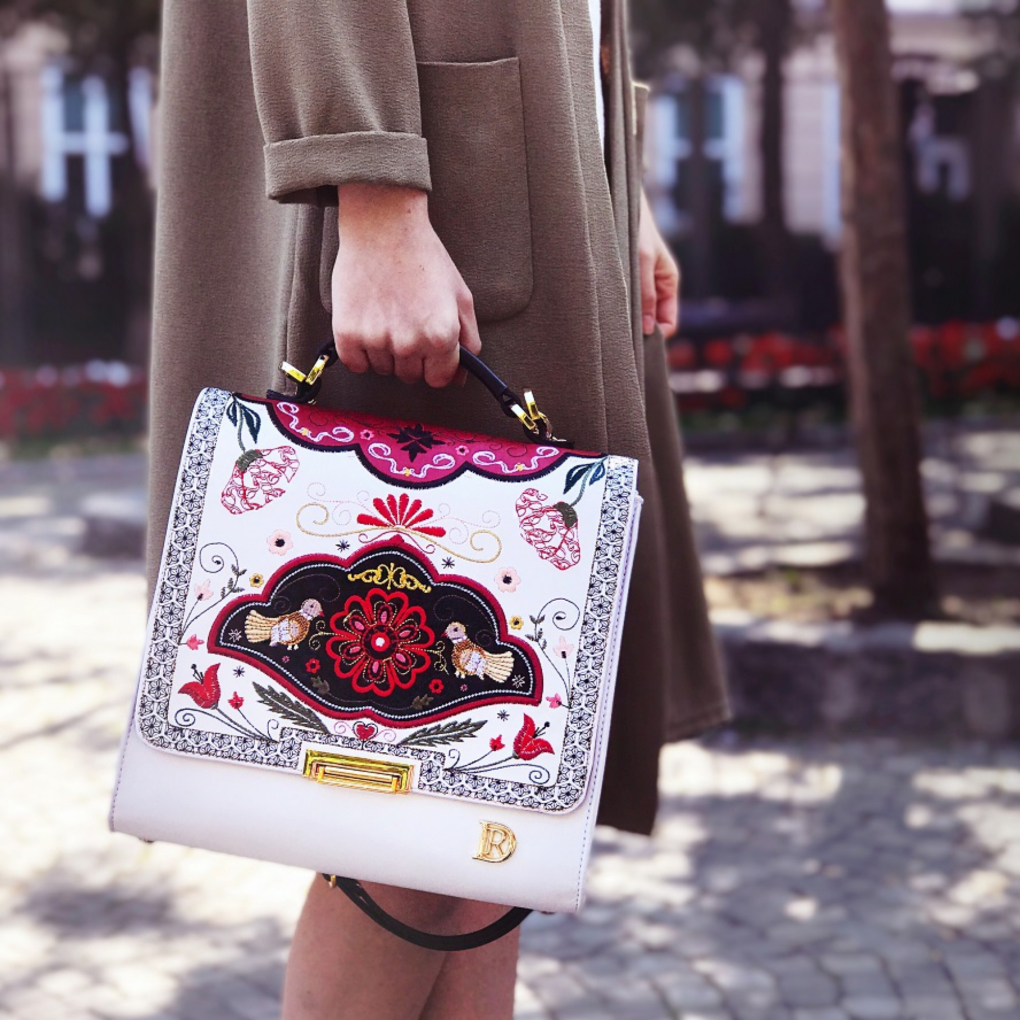 Izabella Corazón de Europa "BLANCA"