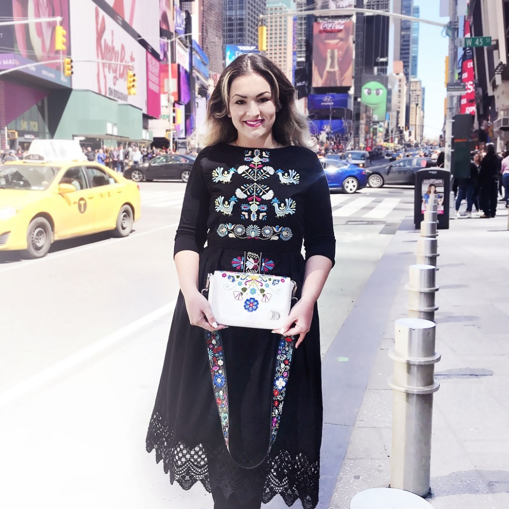 LÝDIA Folk "BIELA II."