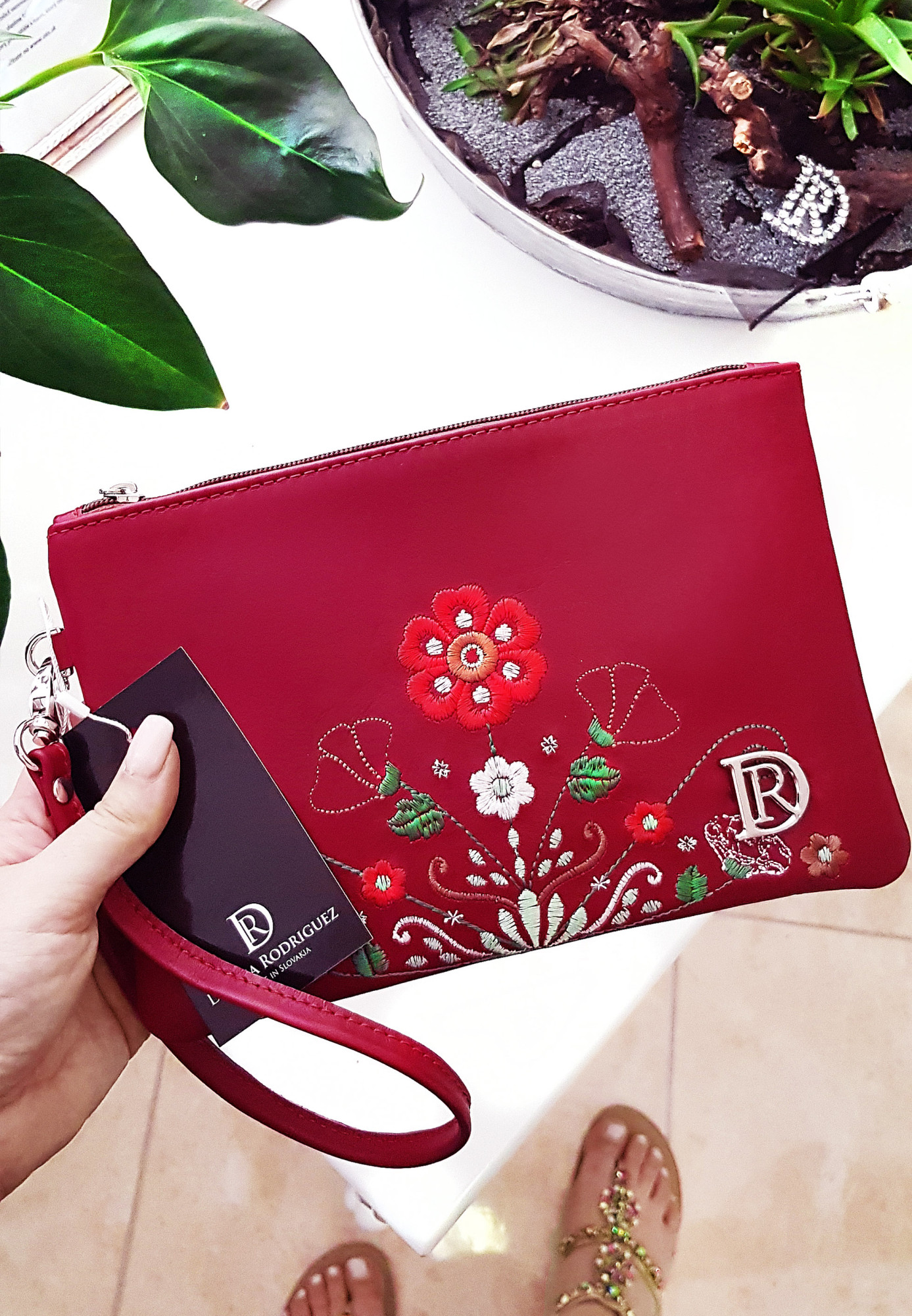 BRIANA FOLK "bordó"