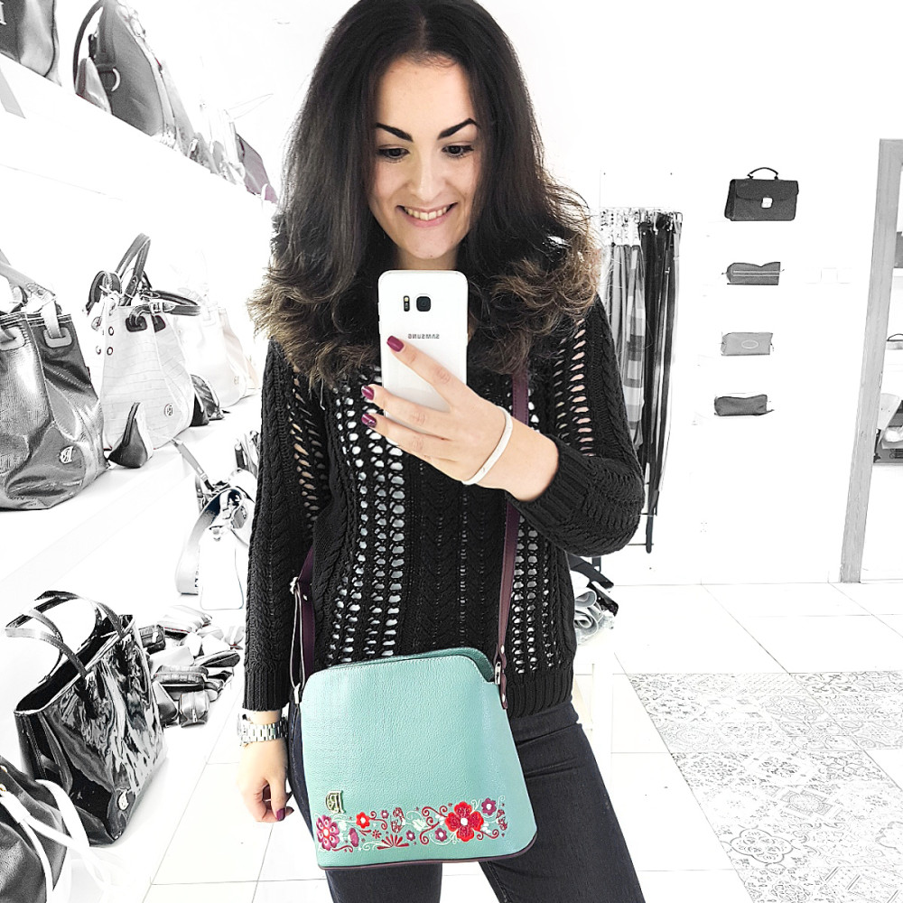 MIA Folk "MENTOLOVÁ-VÍNOVÁ"