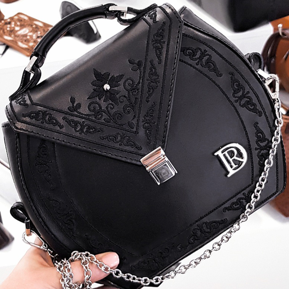 EMA "Princessa" Black