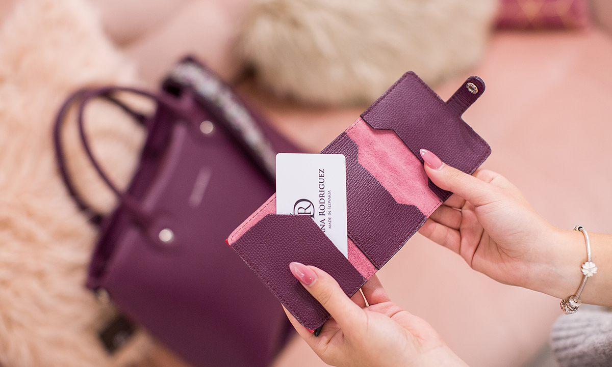 Kabelka a cardholder Bohemian.jpg
