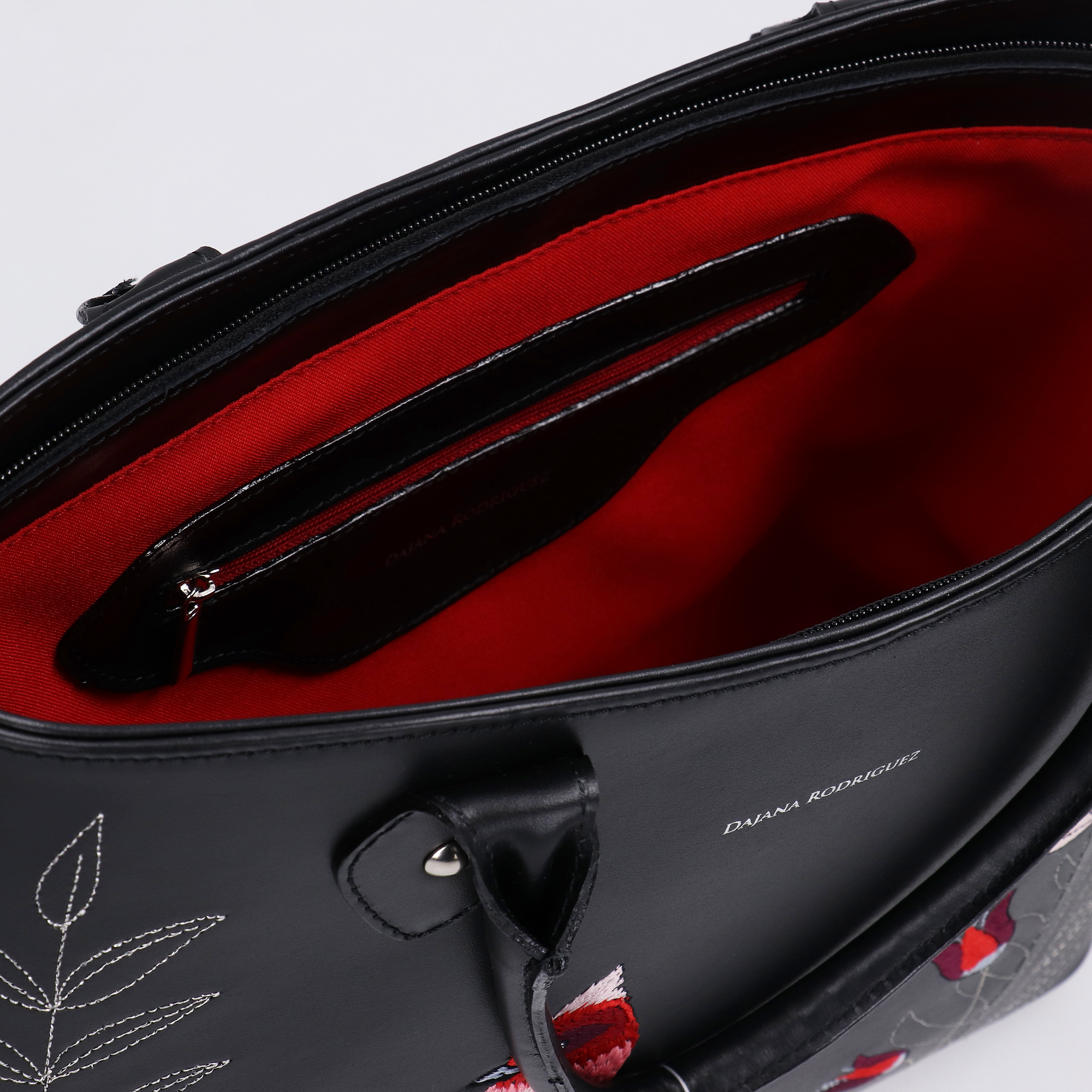 Klementinka Medium Aurora "BLACK"