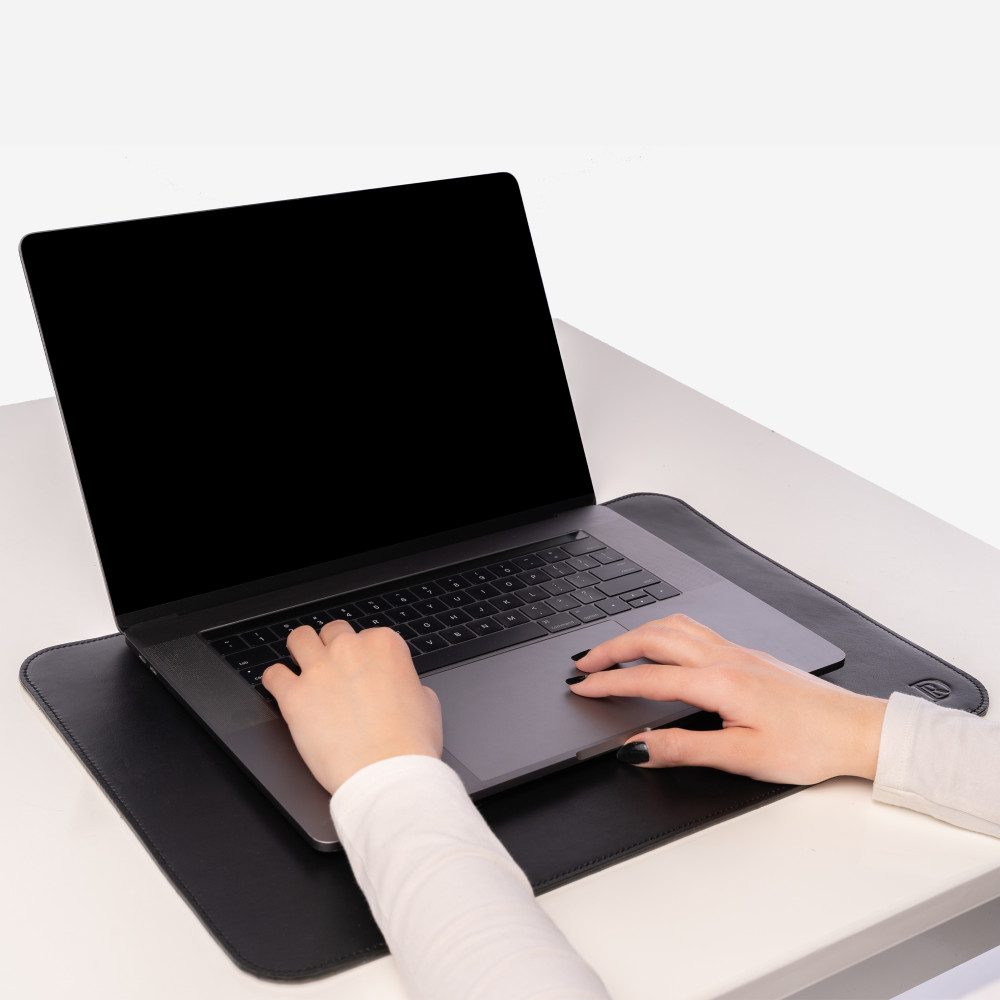 Podložka na stôl Malá "ČIERNA"