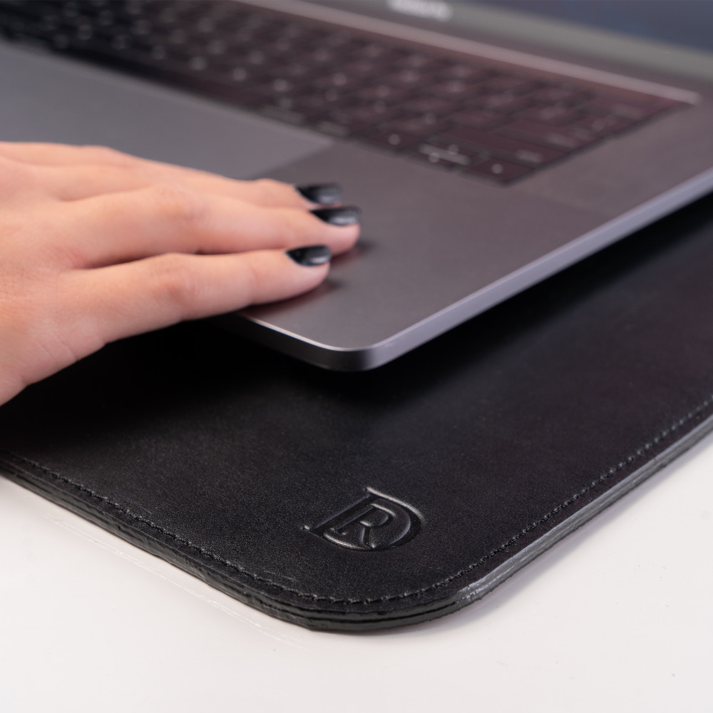 Podložka na stôl Malá "ČIERNA"