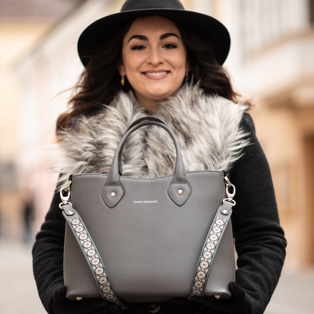 Klementinka Large Bohemian "GULL"