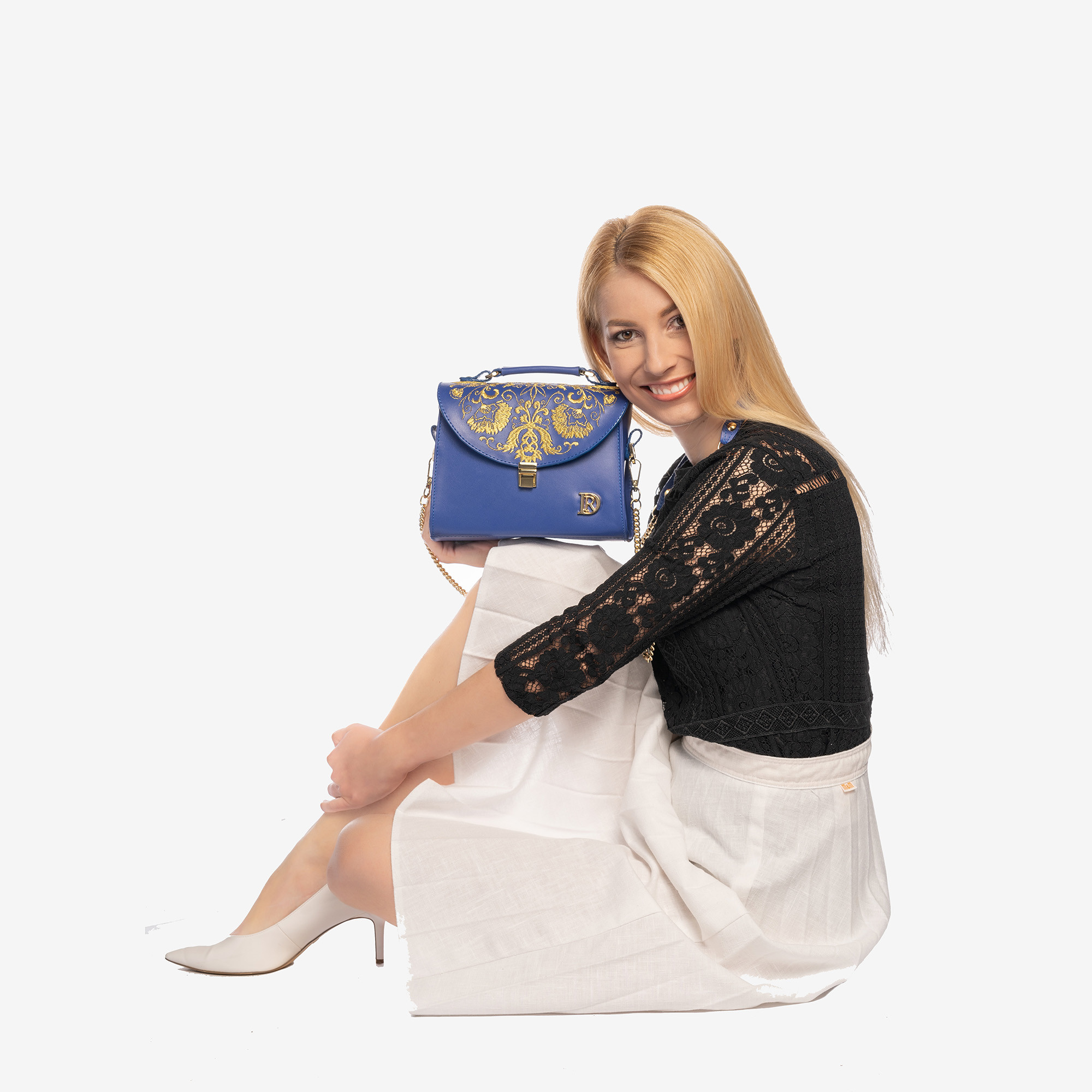 BELLA ROYAL "KRÁLOVSKÁ MODRÁ"