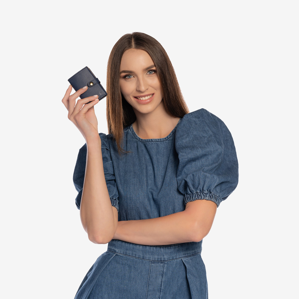 Cardholder Vera "PILOT"