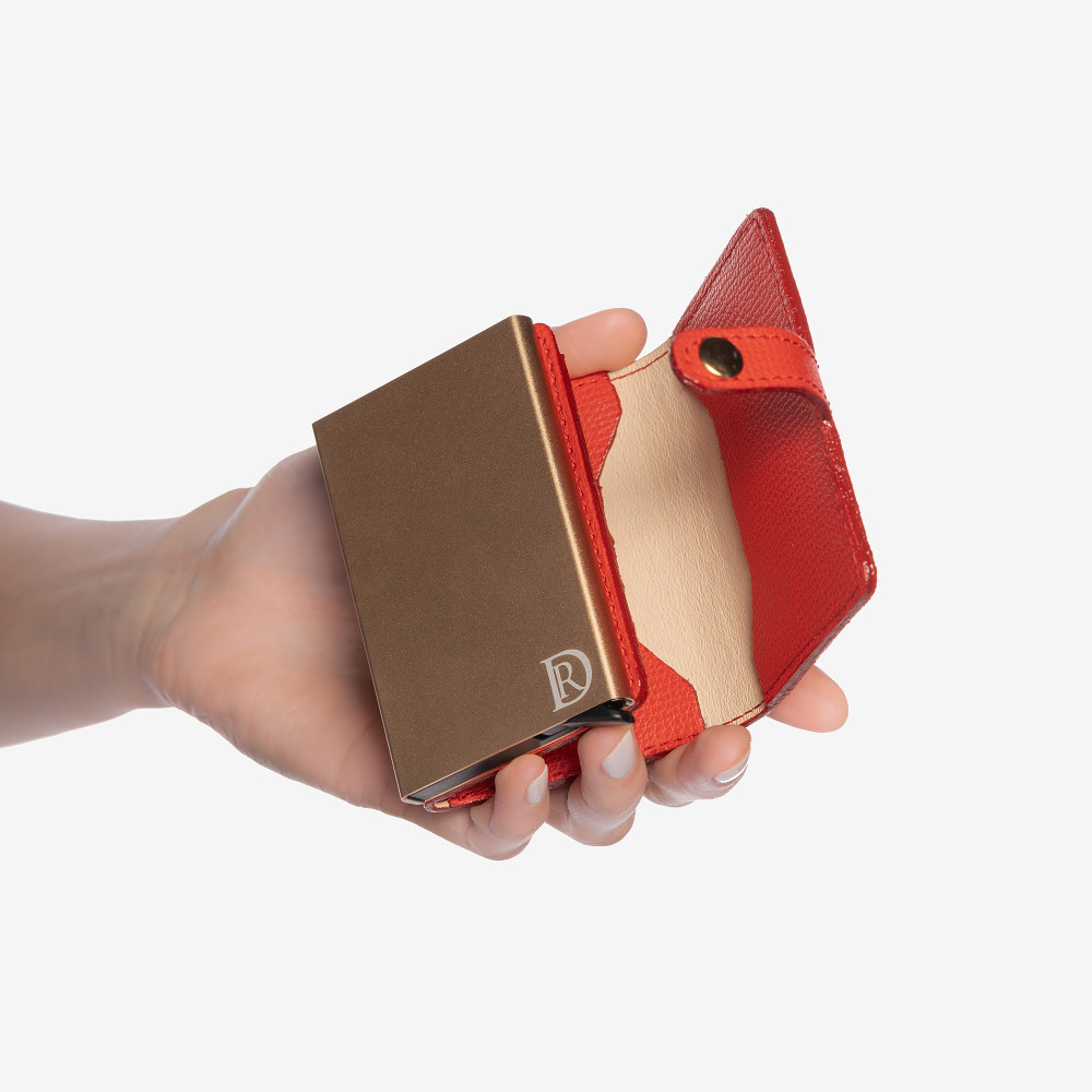 Cardholder Vera "PARROT"