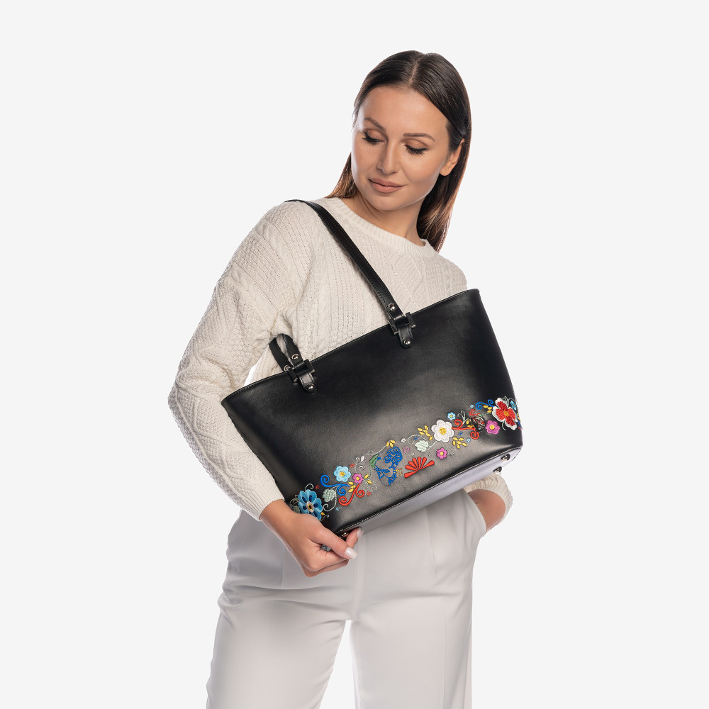 MICHAELA Folk "ČIERNA"