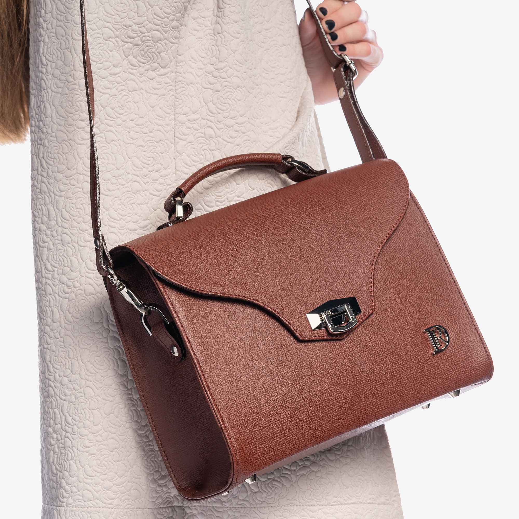 Vivienne Bohemian "AUBURN" Strieborná