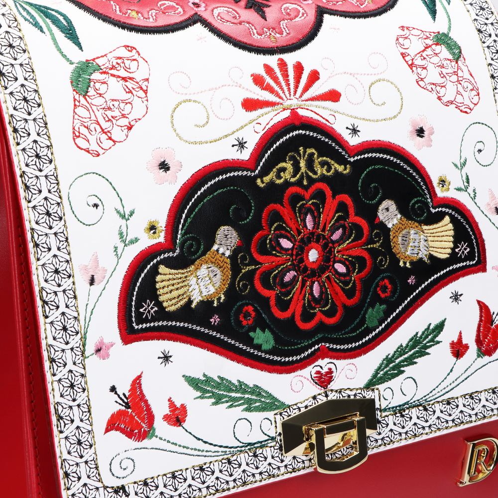 IZABELLA Heart of Europe "Red"