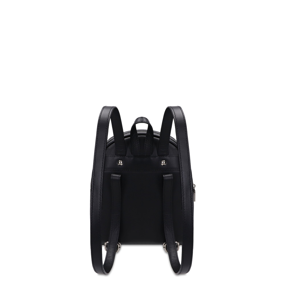 Rene Aurora "ČIERNA"