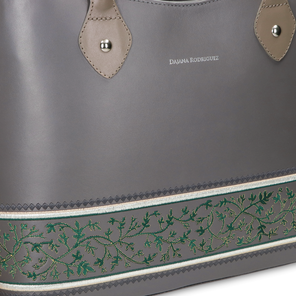 KLEMENTINKA STŘEDNÍ ARTEMIS "GULL"