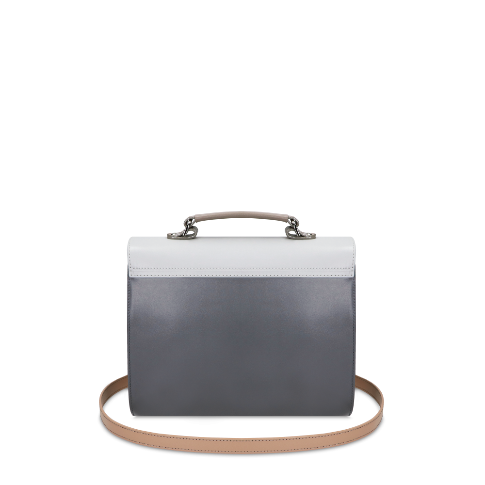 Vivienne Artemis "GULL"