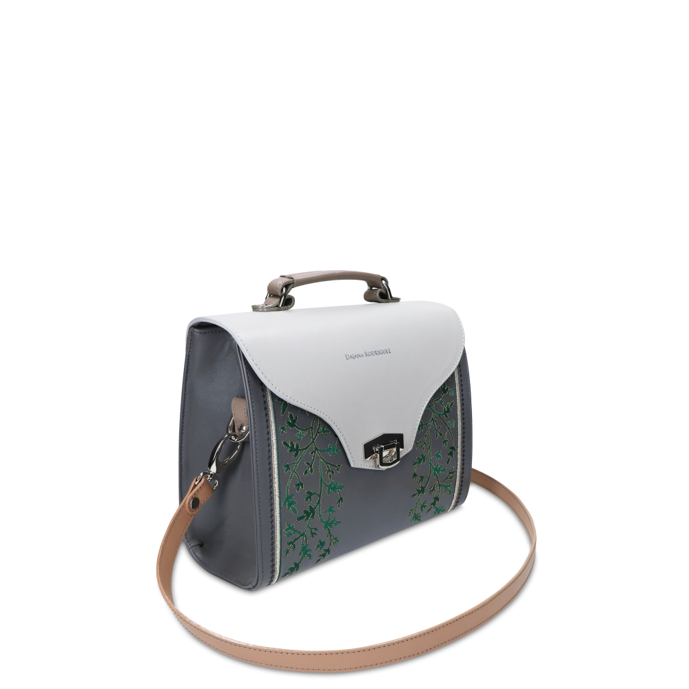 Vivienne Artemis "GULL"