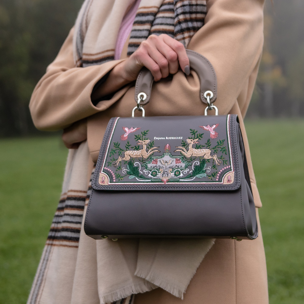 Elizabeth Artemis "GULL"