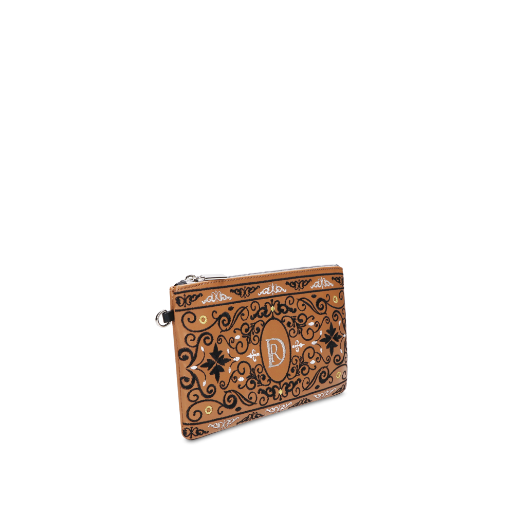 BRIANA PRINCESSA "HNĚDÁ"