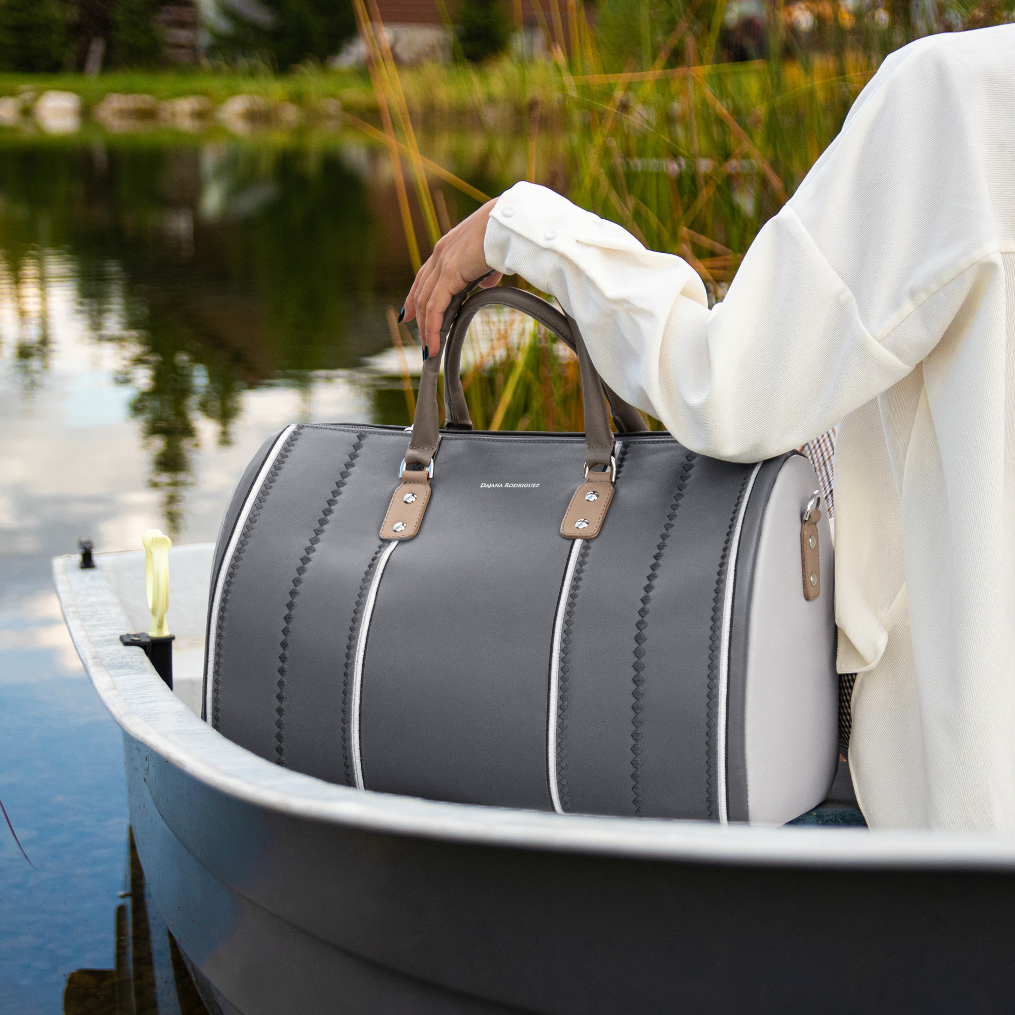 TRAVEL BAG ARTEMIS "GULL"