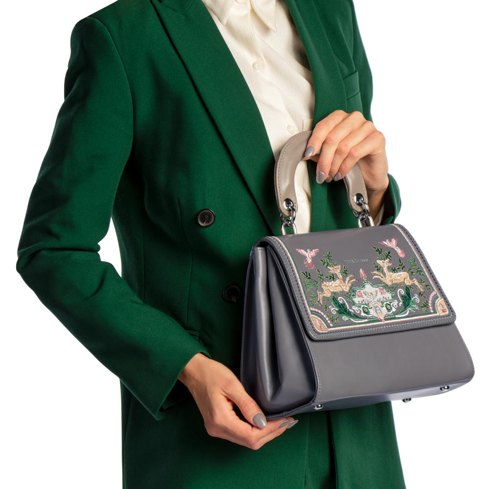 Elizabeth Artemis "GULL"