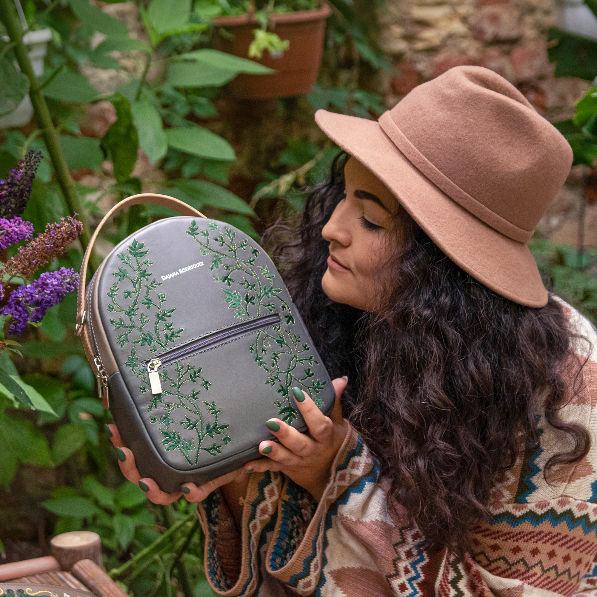 Rene 2v1 Artemis "GULL"