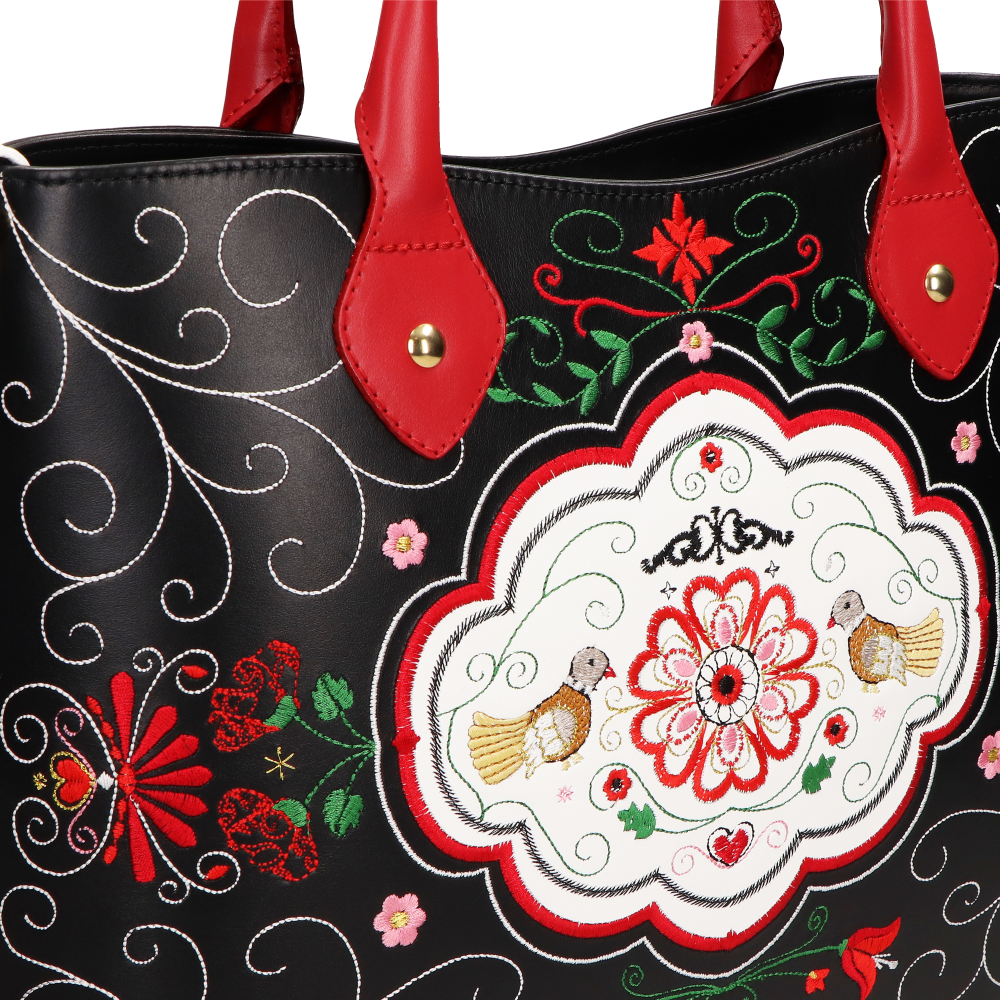 Klementinka Medium Heart of Europe "BLACK"