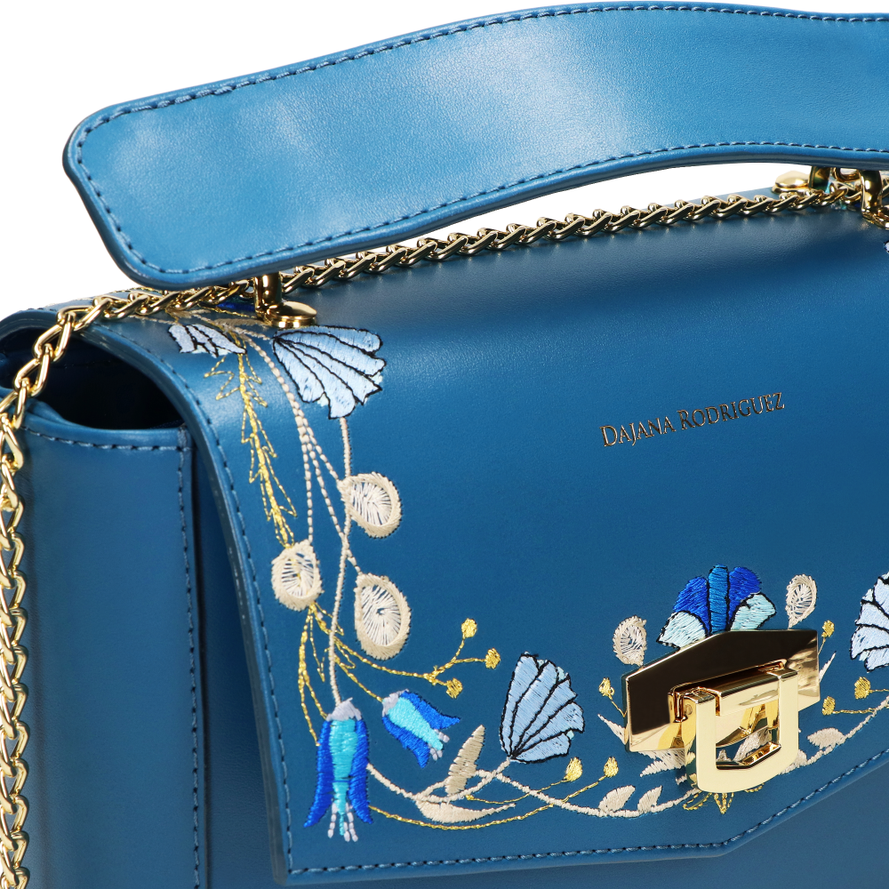 Kristyna Aurora "DIVE"