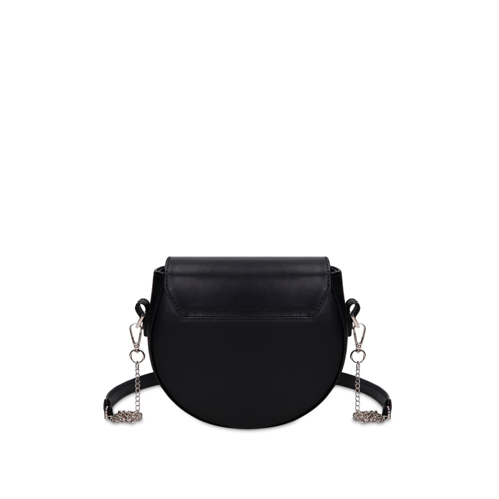 Lía Aurora "BLACK"