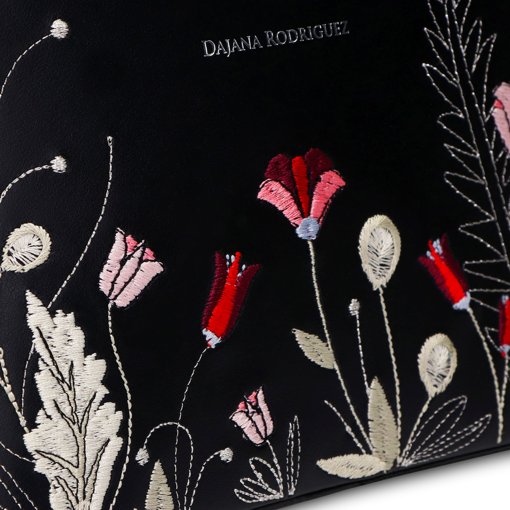 COSMETIC BAG II AURORA "BLACK"