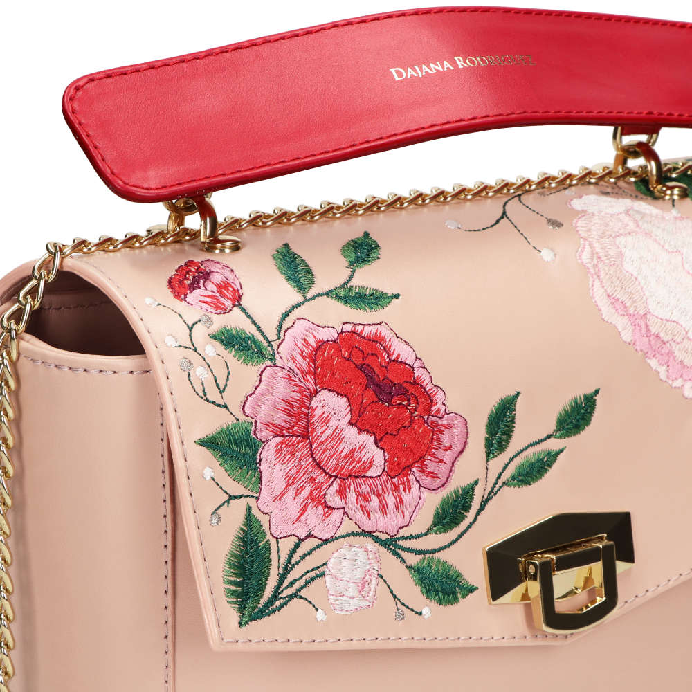 Kristyna Peony "POWDER"