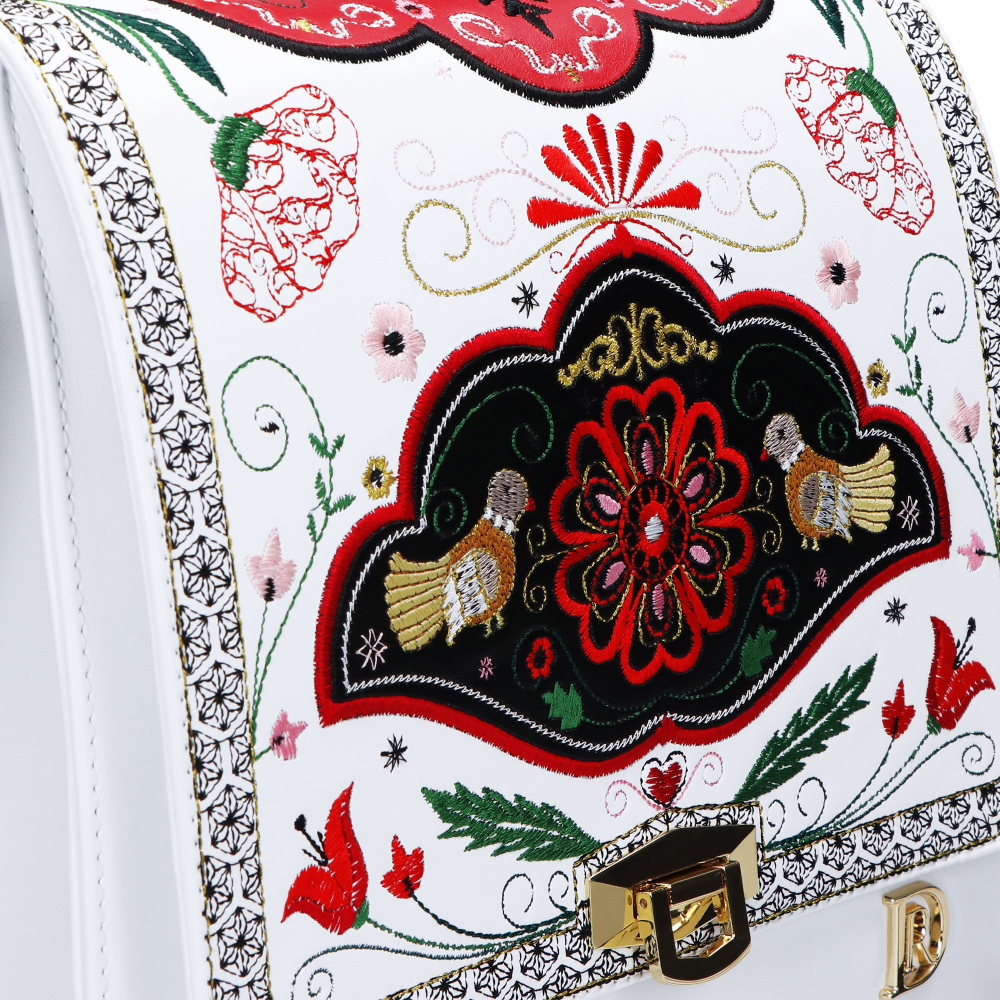 IZABELLA Heart of Europe "White"