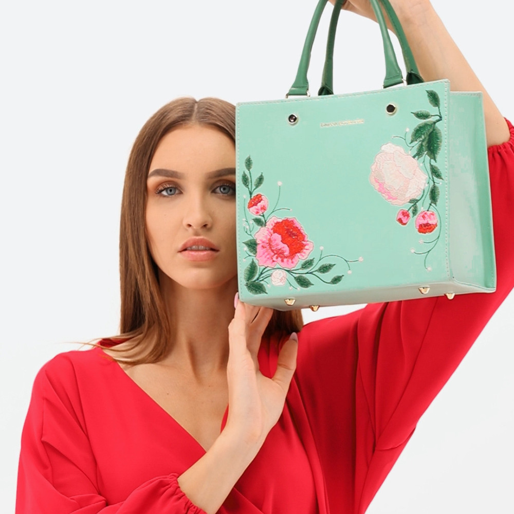 KARIN PEONY "VERDE PASTEL video