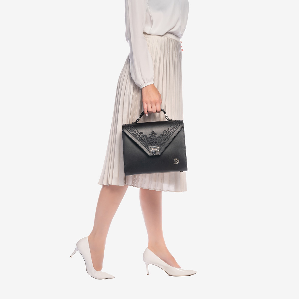 Vivienne Princessa "ČIERNA" Zlatá