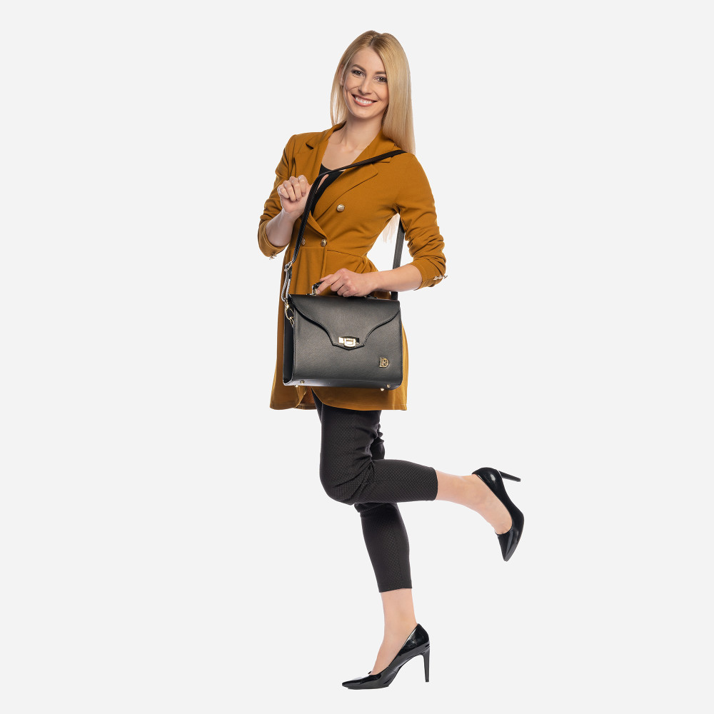 Vivienne Bohemian "NERO" Zlatá