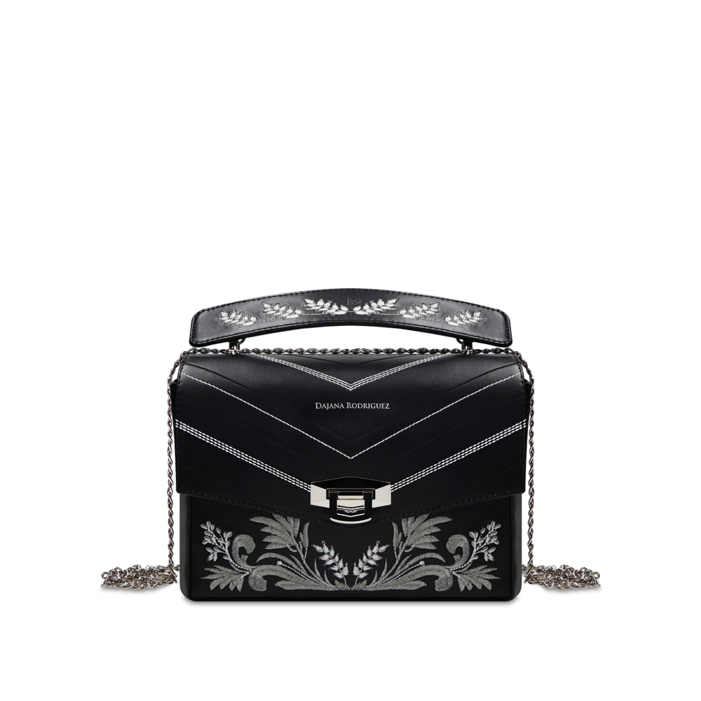 Kristyna Orion "ČIERNA"