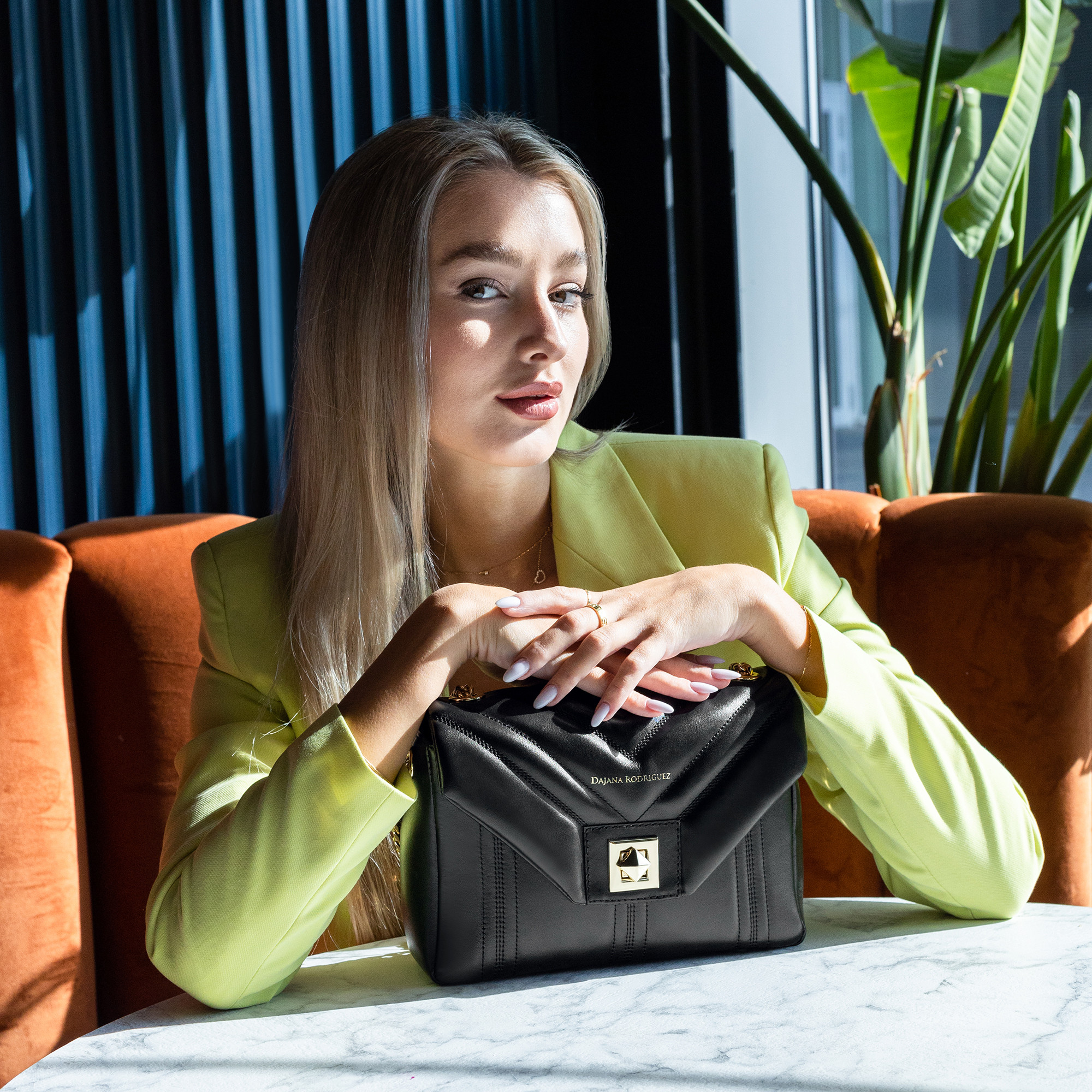 Vanesa Orion "BLACK"