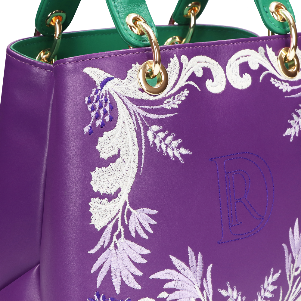 Lisa Rio "DARKPURPLE"