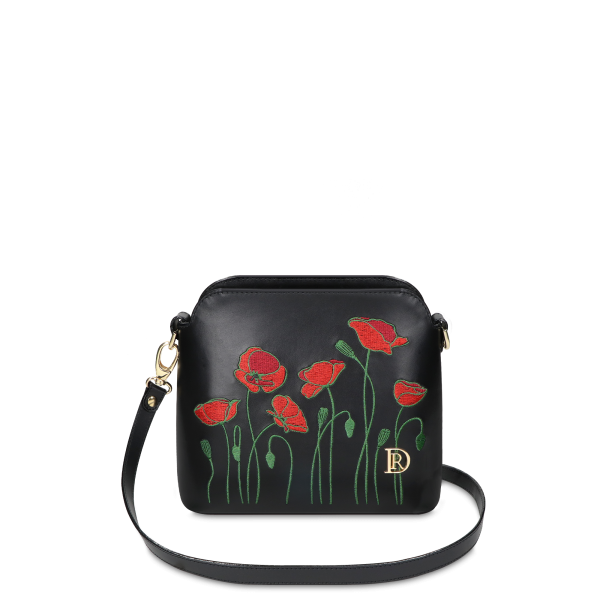 Mia "Poppy" "BLACK" Gold