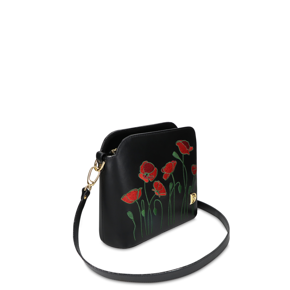 Mia "Poppy" "BLACK" Gold