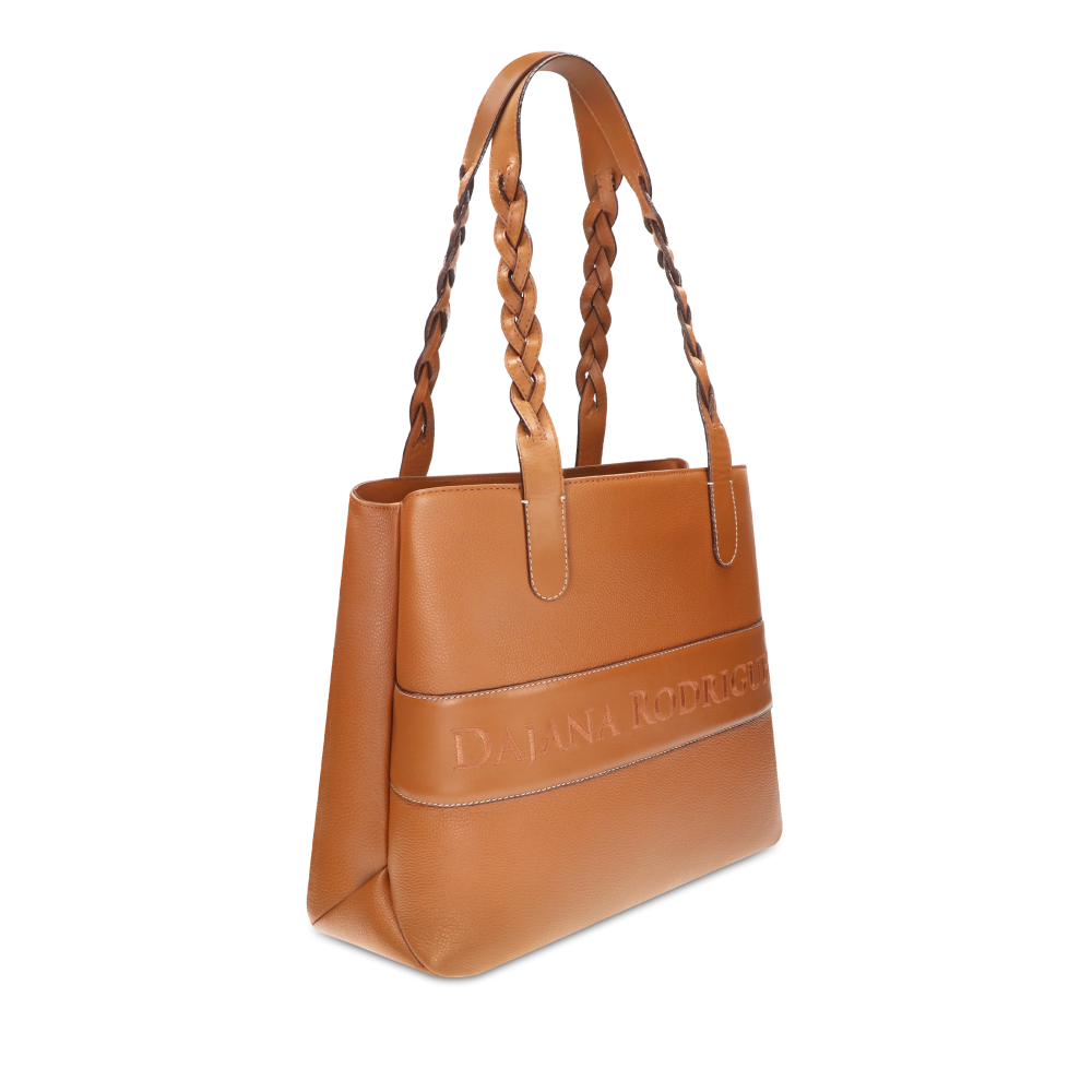 Nicole Trinity "Hnedá"