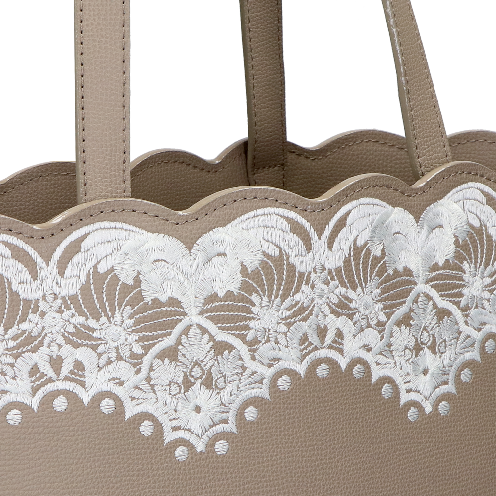 LANA DR x Jana Hrmová "CRETA" Zlatá