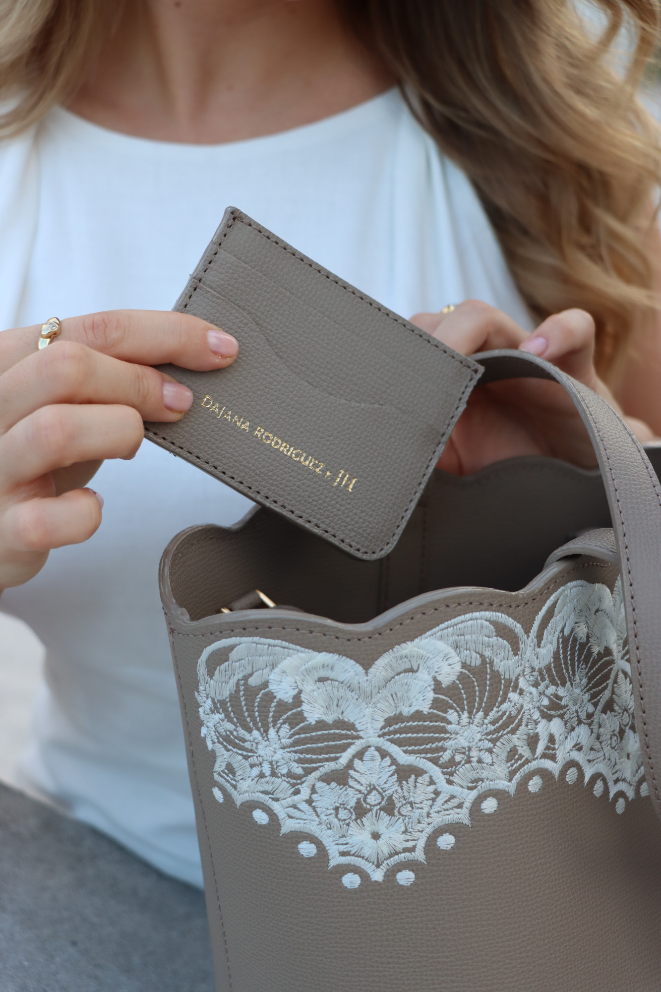 Slim Credit Cardholder DR x Jana Hrmová "CRETA" Dorado