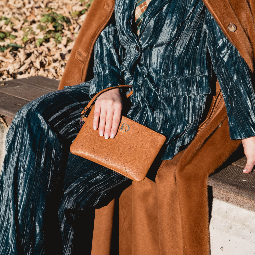 Briana Trinity "HNEDÁ" Zlatá