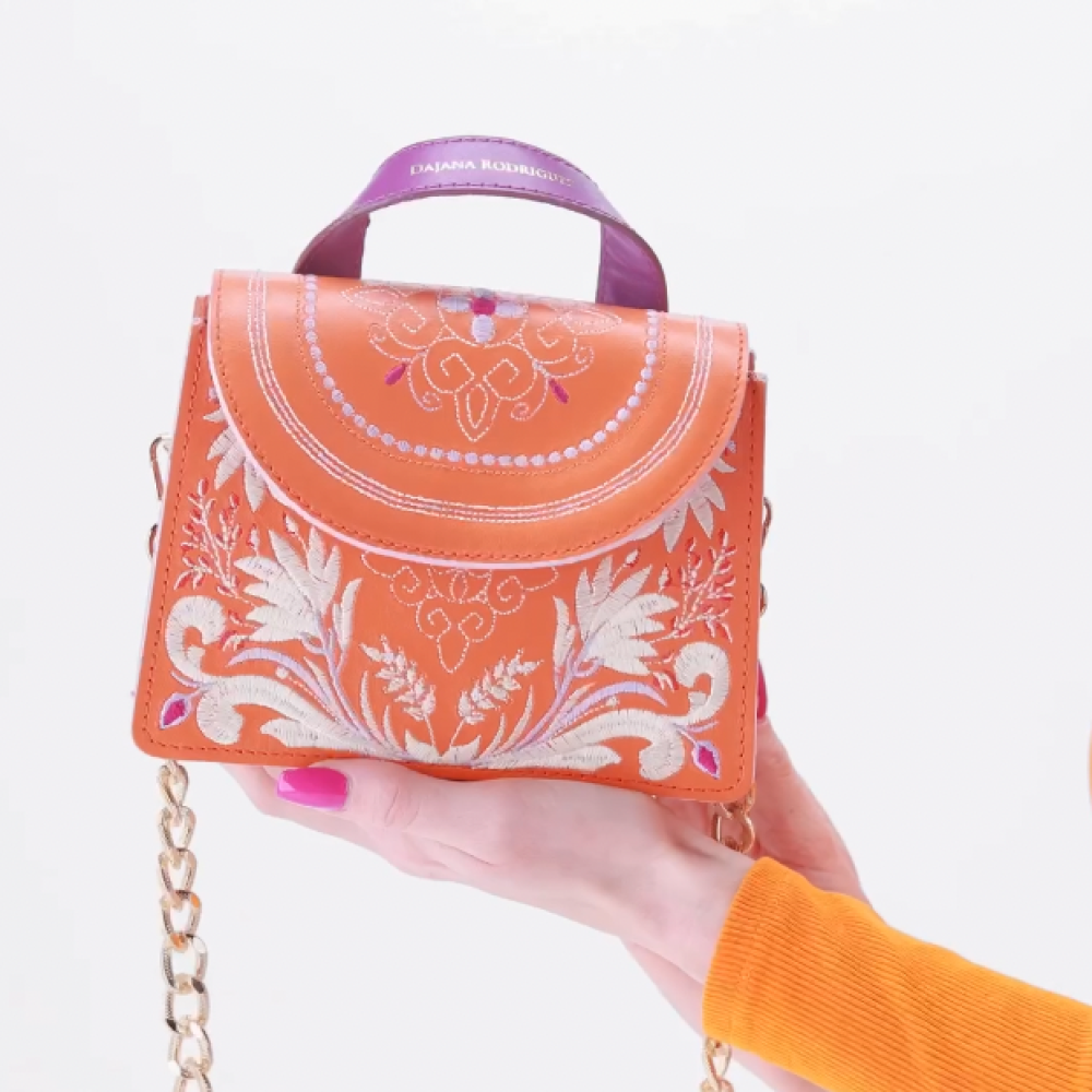 Khloe Rio "ORANGE" video