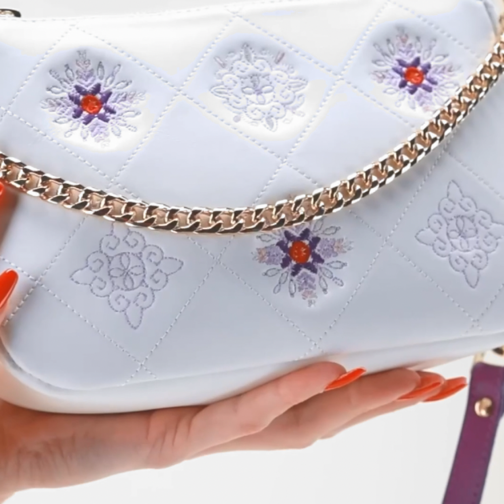  Viktoria Rio "CREAMY"