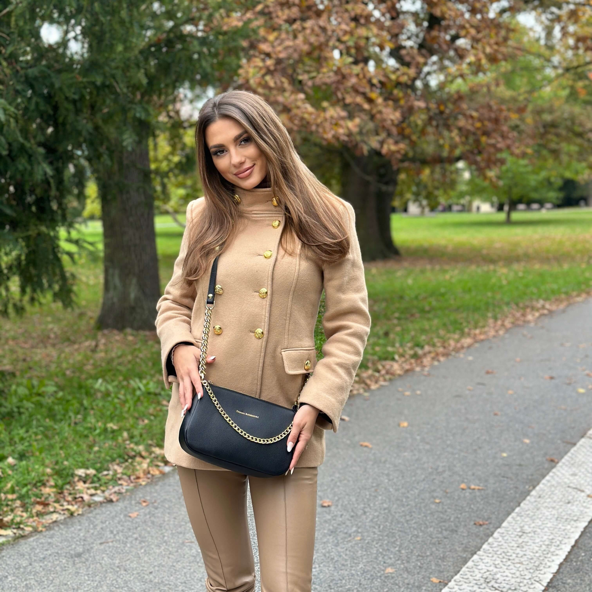 Viktoria Bohemian "Nero" Dorado
