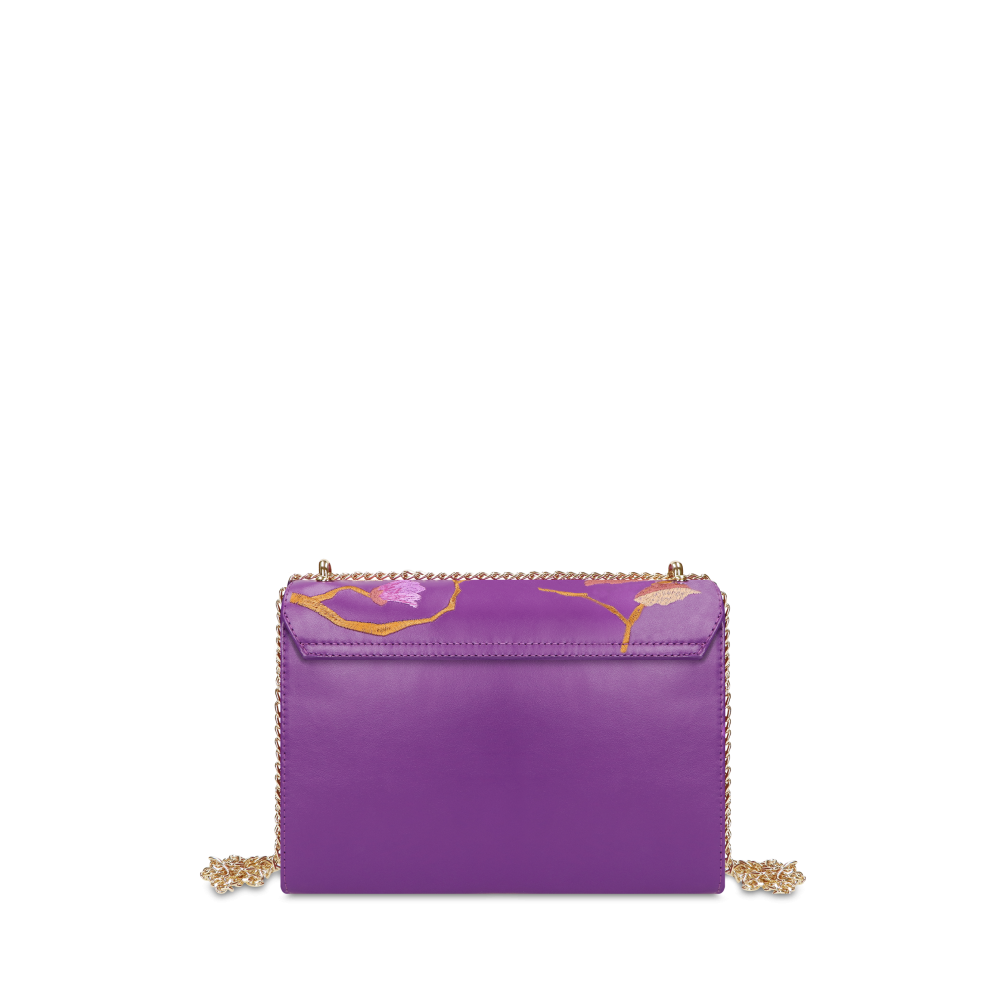 Lara Athos "TMAVOFIALOVÁ"